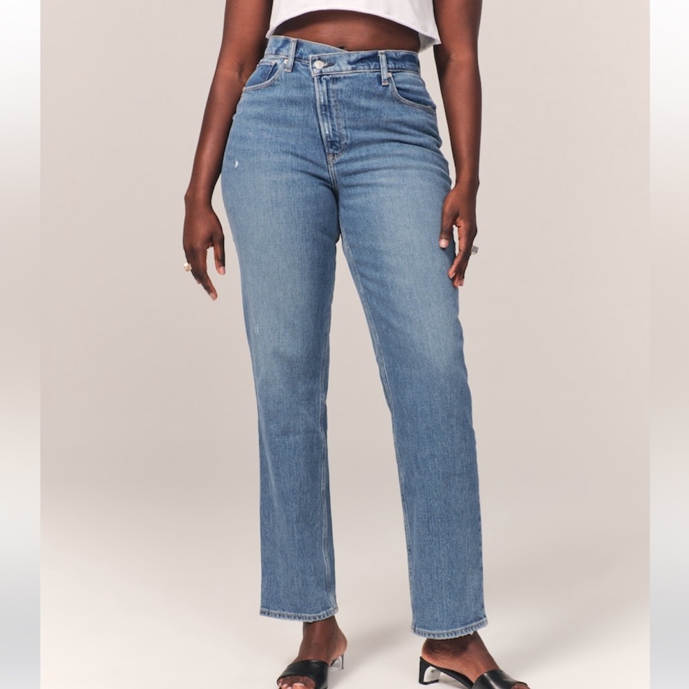Curve Love Ultra High Rise 90s Straight Jean